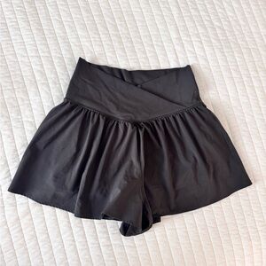 OFFLINE By Aerie Real Me Crossover Flowy Short in Charcoal Gray